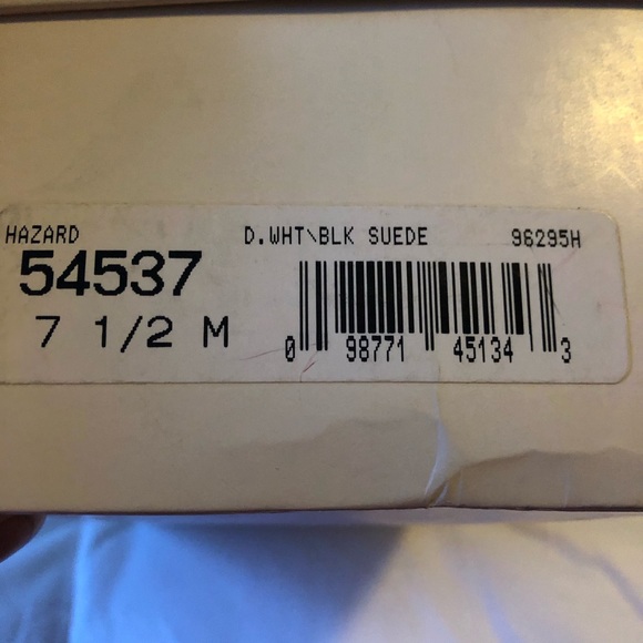Ladies golf shoe. Hush puppies. New in box - Picture 4 of 5